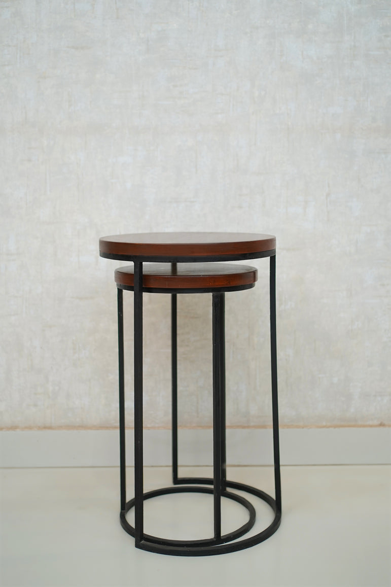 Sleek Round Tables